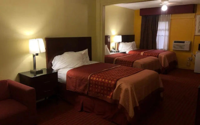 photo 3 of Ellijay Inn