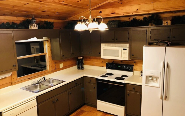 photo 2 of Ellijay Lake Lodge