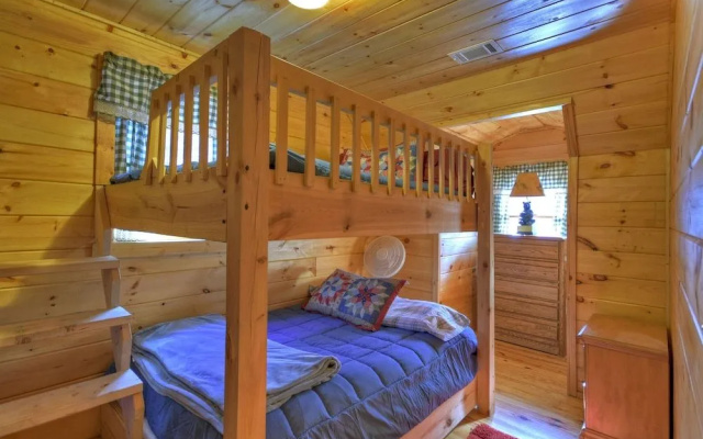 photo 3 of Ellijay River Cottage Star5vacations