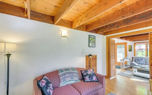 photo 4 of Ellsworth Home ~ 18 Mi to Acadia Nat'l Park!