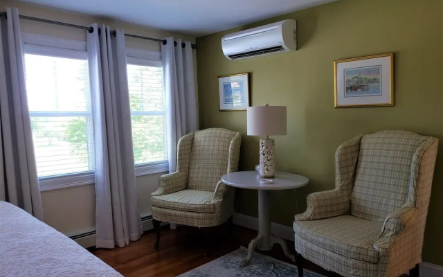 photo 3 of The Elmere House Bed & Breakfast