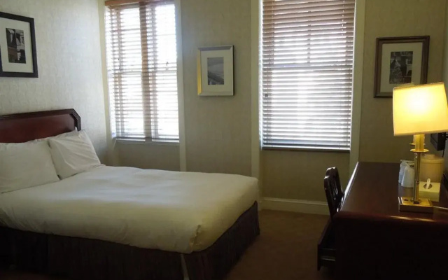 photo 3 of The Embassy Inn