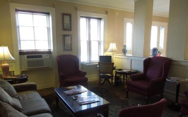 photo 4 of The Embassy Inn