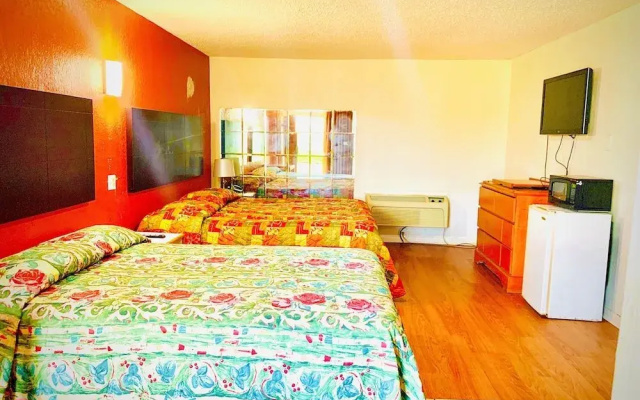 photo 4 of Embassy motel