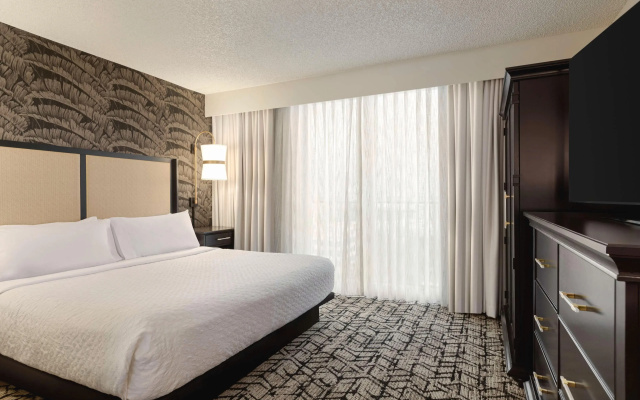 photo 3 of Embassy Suites by Hilton Fort Lauderdale 17th Street Hotel
