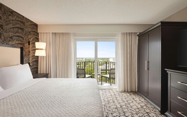 photo 5 of Embassy Suites by Hilton Fort Lauderdale 17th Street Hotel