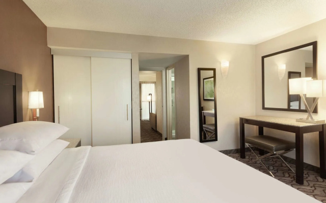 photo 4 of Embassy Suites Arcadia Pasadena