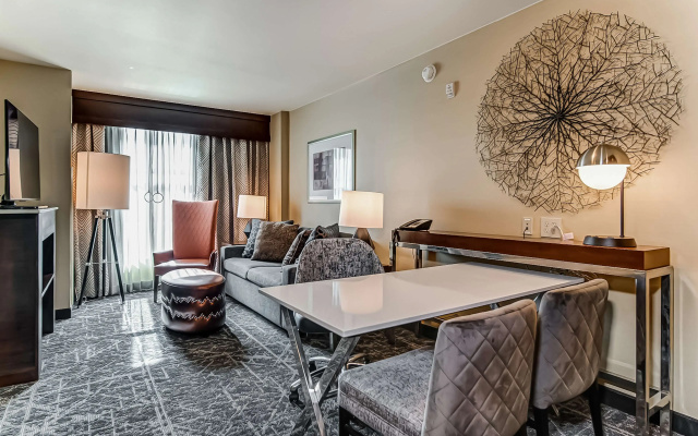 photo 5 of Embassy Suites Atlanta - Kennesaw Town Center