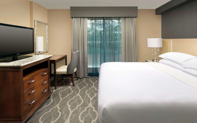 photo 4 of Embassy Suites by Hilton Atlanta Airport