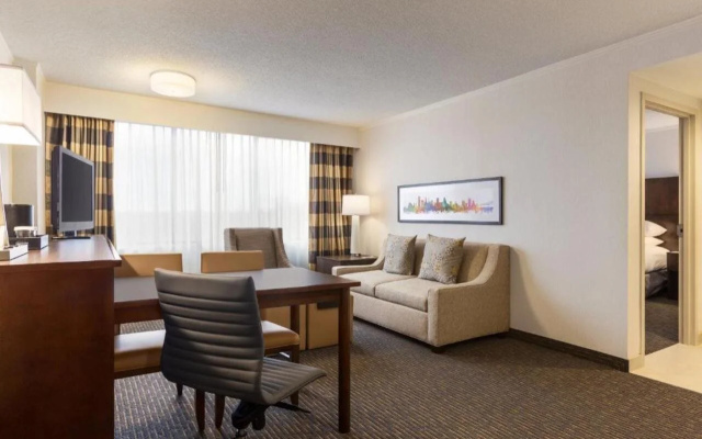 photo 5 of Embassy Suites Baltimore - At Bwi Airport