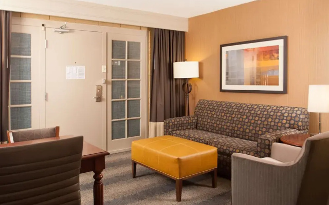 photo 4 of Embassy Suites Bloomington