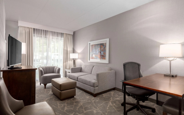 photo 4 of Embassy Suites Boston/Marlborough