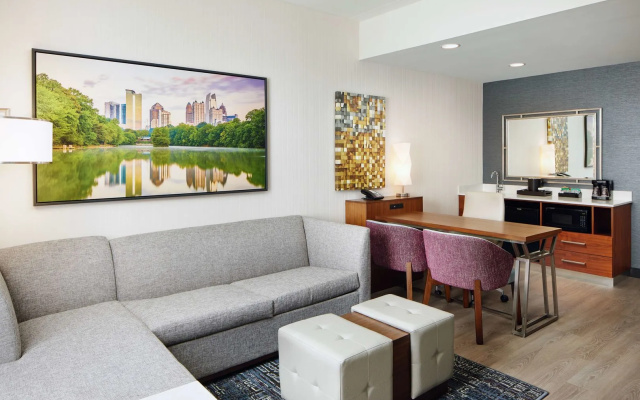photo 5 of Embassy Suites by Hilton Atlanta Airport North