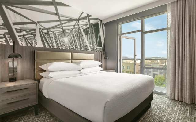 photo 3 of Embassy Suites by Hilton Atlanta Midtown