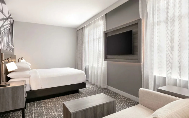 photo 4 of Embassy Suites by Hilton Atlanta Midtown