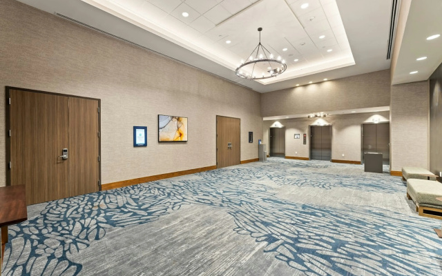 photo 4 of Embassy Suites by Hilton Irving Las Colinas