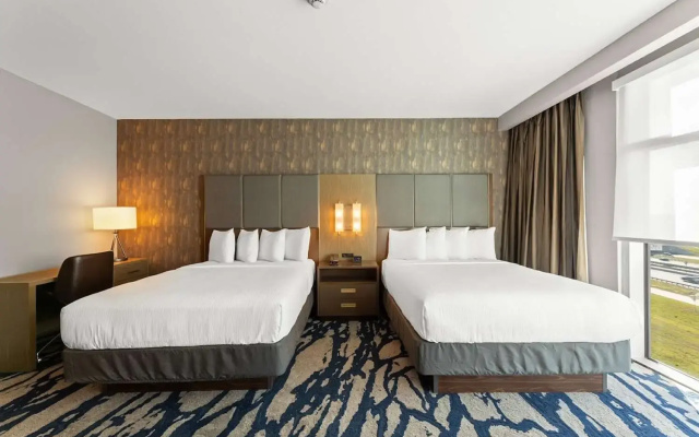 photo 5 of Embassy Suites by Hilton Irving Las Colinas