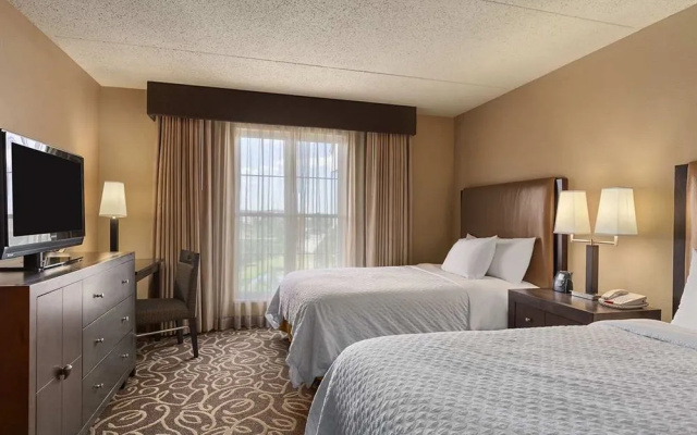 photo 5 of Embassy Suites by Hilton Pittsburgh International Airport