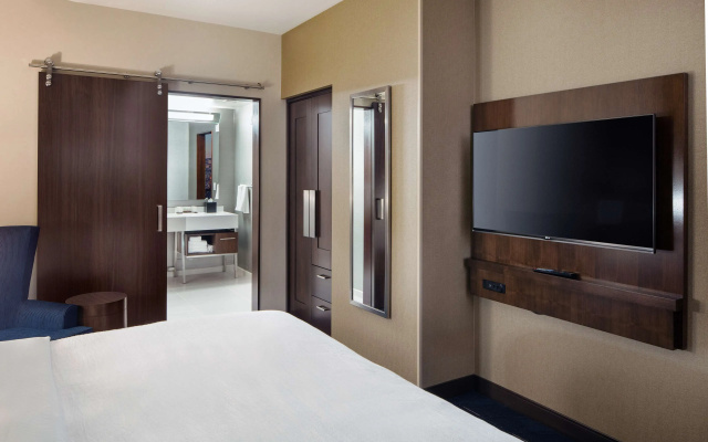 photo 5 of Embassy Suites by Hilton Seattle Downtown Pioneer Square