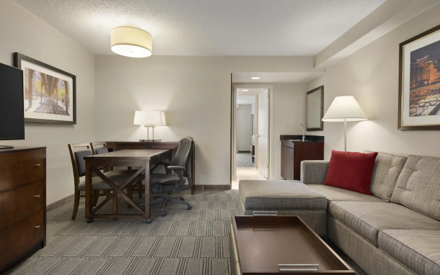 photo 3 of Embassy Suites by Hilton Chicago Lombard Oak Brook
