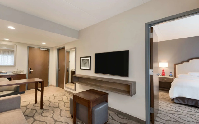 photo 4 of Embassy Suites by Hilton Chicago Naperville