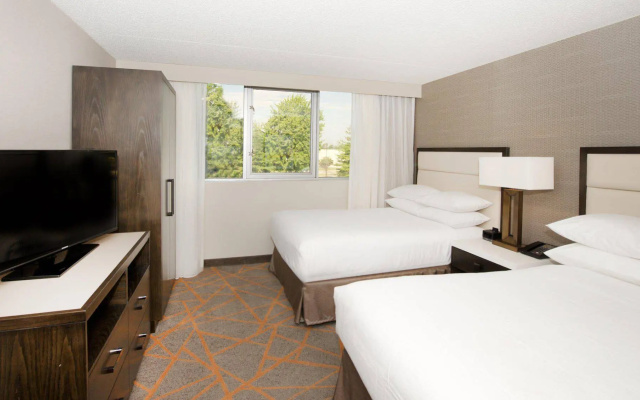 photo 4 of Embassy Suites by Hilton Cincinnati Northeast Blue Ash