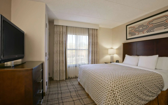 photo 4 of Embassy Suites by Hilton Cleveland Beachwood