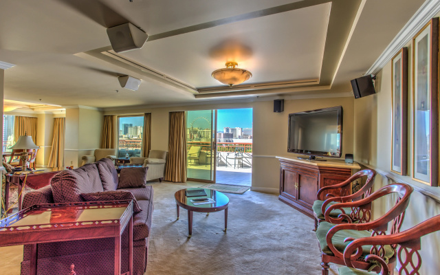 photo 4 of Embassy Suites by Hilton Convention Center Las Vegas