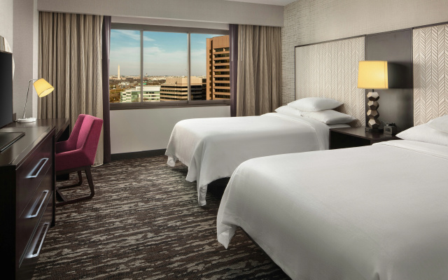 photo 4 of Embassy Suites by Hilton Crystal City National Airport