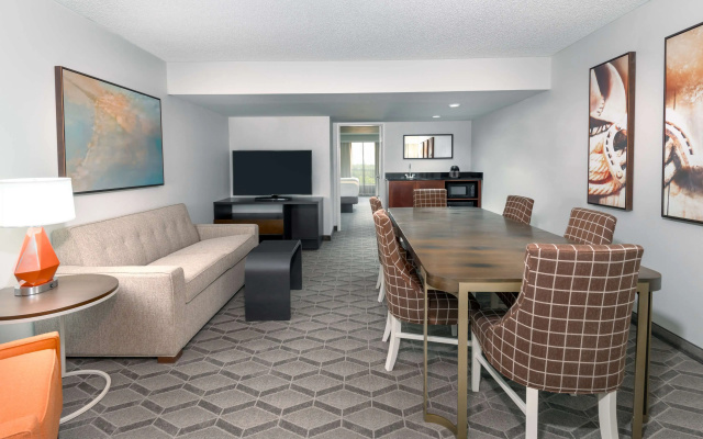 photo 5 of Embassy Suites by Hilton Dallas Park Central Area