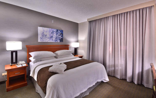 photo 2 of Embassy Suites by Hilton Denver Central Park