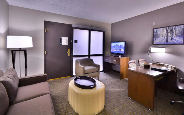 photo 4 of Embassy Suites by Hilton Denver Central Park
