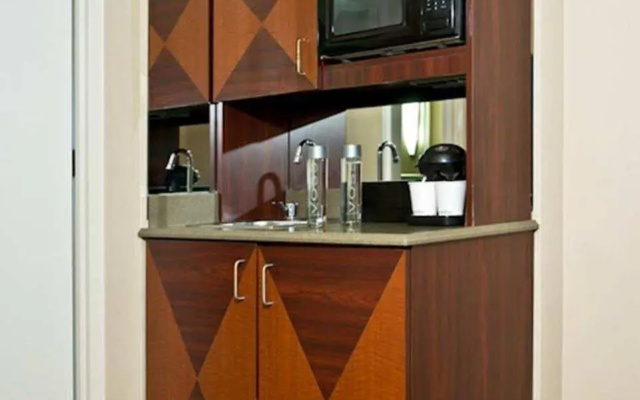 photo 5 of Ramada by Wyndham Southfield