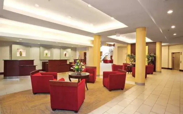 photo 2 of Embassy Suites Detroit - Troy-Auburn Hills
