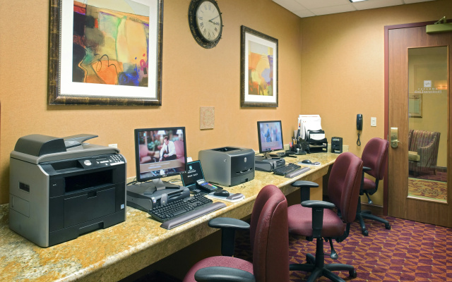 photo 3 of Embassy Suites by Hilton E Peoria Riverfront Conf Center