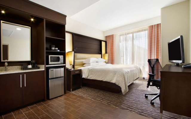 photo 4 of Embassy Suites by Hilton Fayetteville Fort Bragg
