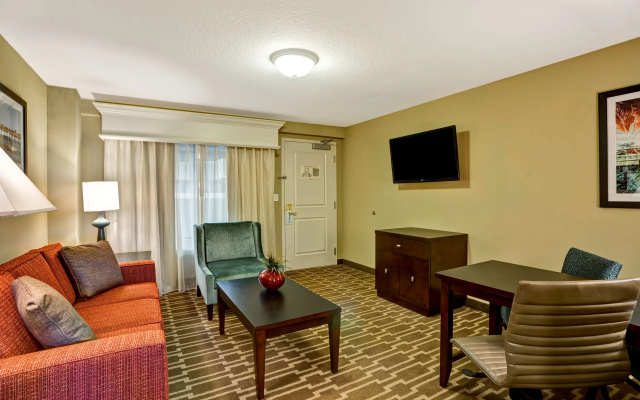 photo 3 of Embassy Suites by Hilton Fort Myers Estero