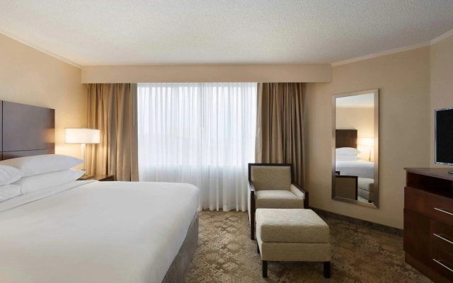 photo 3 of Embassy Suites by Hilton Baltimore at BWI Airport