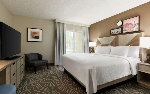 photo 3 of Embassy Suites by Hilton Phoenix Tempe