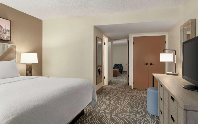photo 5 of Embassy Suites by Hilton Phoenix Tempe