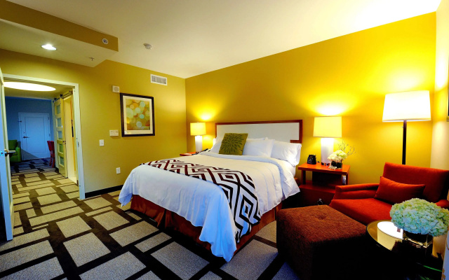 photo 5 of Embassy Suites by Hilton Houston Downtown Convention Center