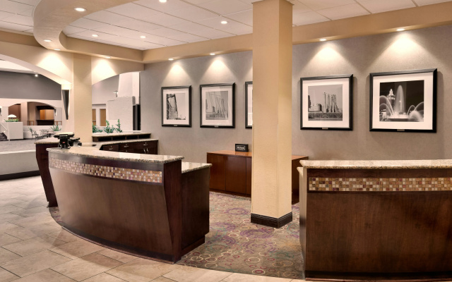 photo 2 of Embassy Suites by Hilton Kansas City International Airport