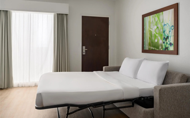 photo 5 of Embassy Suites by Hilton Orlando Lake Buena Vista Resort