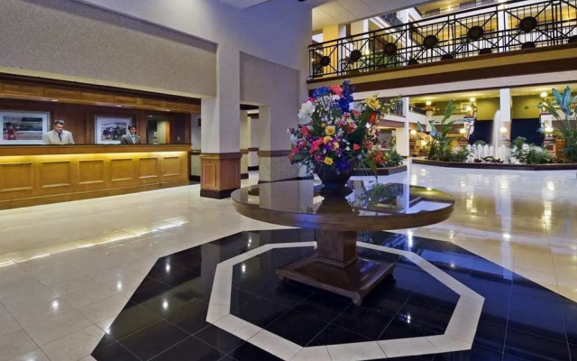 photo 2 of Embassy Suites Lexington