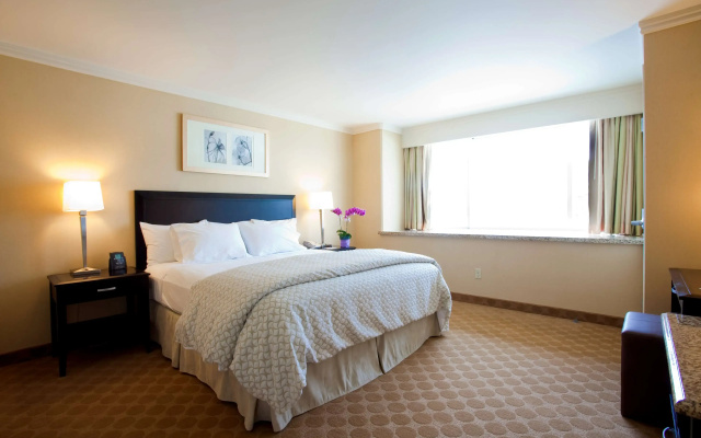 photo 5 of Embassy Suites Los Angeles - Glendale