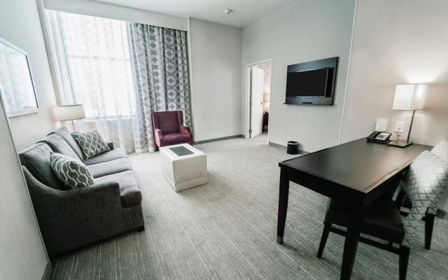 photo 4 of Embassy Suites Louisville Downtown