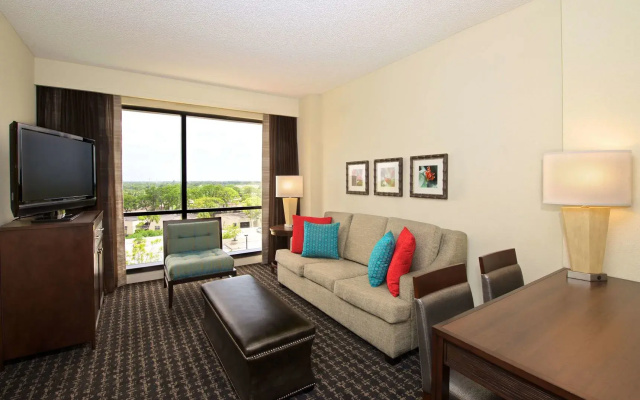 photo 4 of Embassy Suites Palm Beach Gardens PGA Blvd
