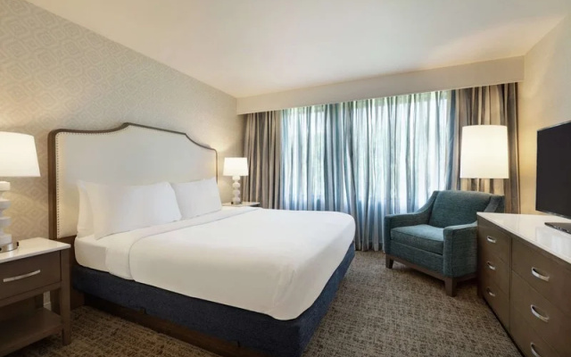 photo 5 of Embassy Suites Philadelphia - Valley Forge Hotel