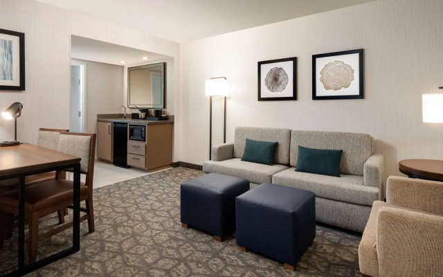 photo 4 of Embassy Suites by Hilton Portland Airport