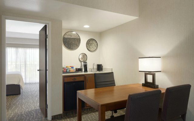 photo 3 of Embassy Suites by Hilton Santa Ana Orange County Airport